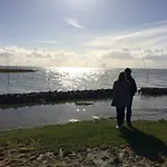 Strandstern Mit Wallbox 아파트 뢰멘